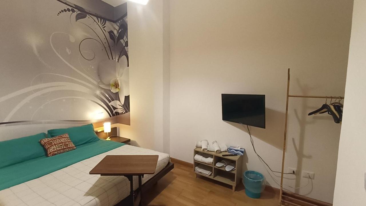 Orchidea Stanza Privata In Appartamento Condiviso "Sapori Di Mare" Cagliari Buitenkant foto