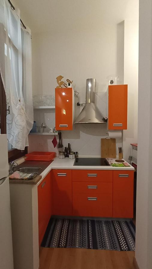 Orchidea Stanza Privata In Appartamento Condiviso "Sapori Di Mare" Cagliari Buitenkant foto