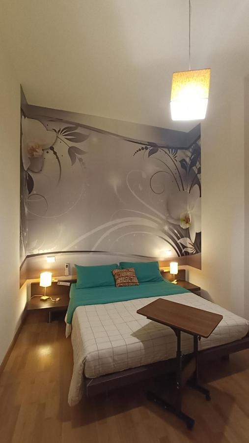 Orchidea Stanza Privata In Appartamento Condiviso "Sapori Di Mare" Cagliari Buitenkant foto